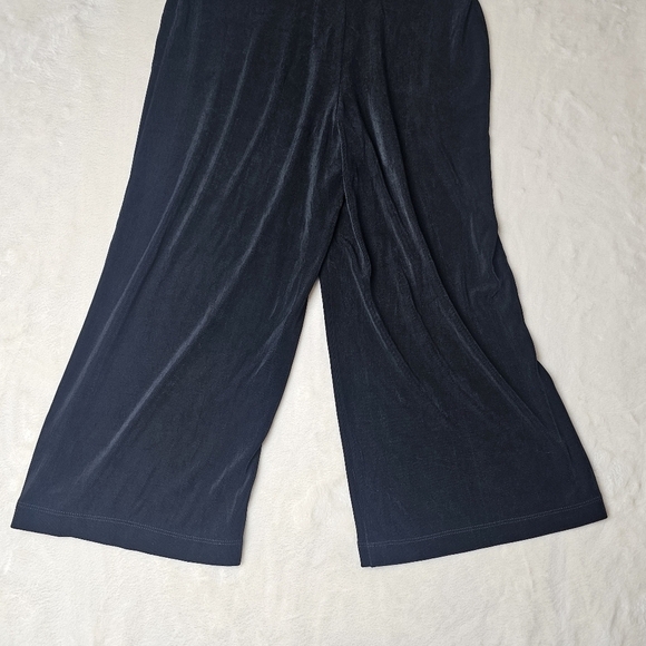 Chicos Travelers Pants Medium Black No Wrinkle Straight Leg Size 1 - Picture 1 of 8